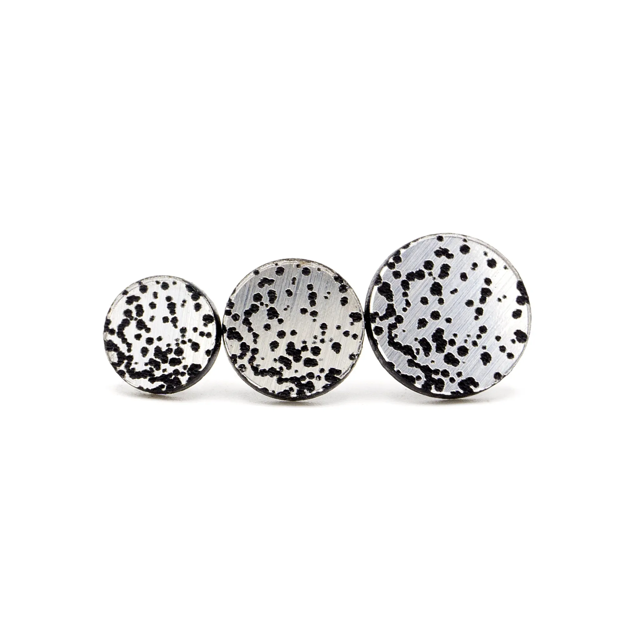 Circle Stud Earrings [Abstract_1] // Acrylic - Brushed Silver, Black