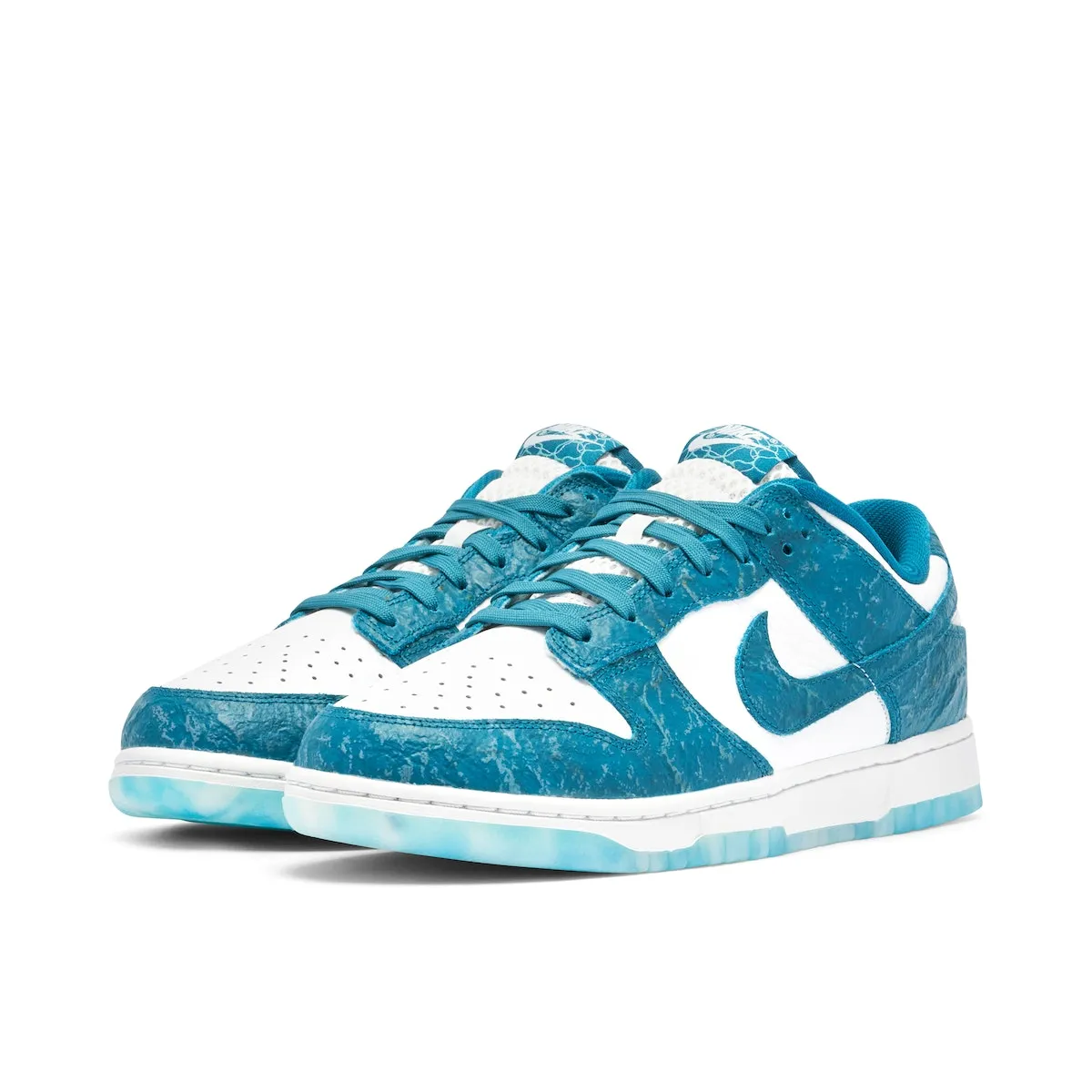 Wmns Nike Dunk Low